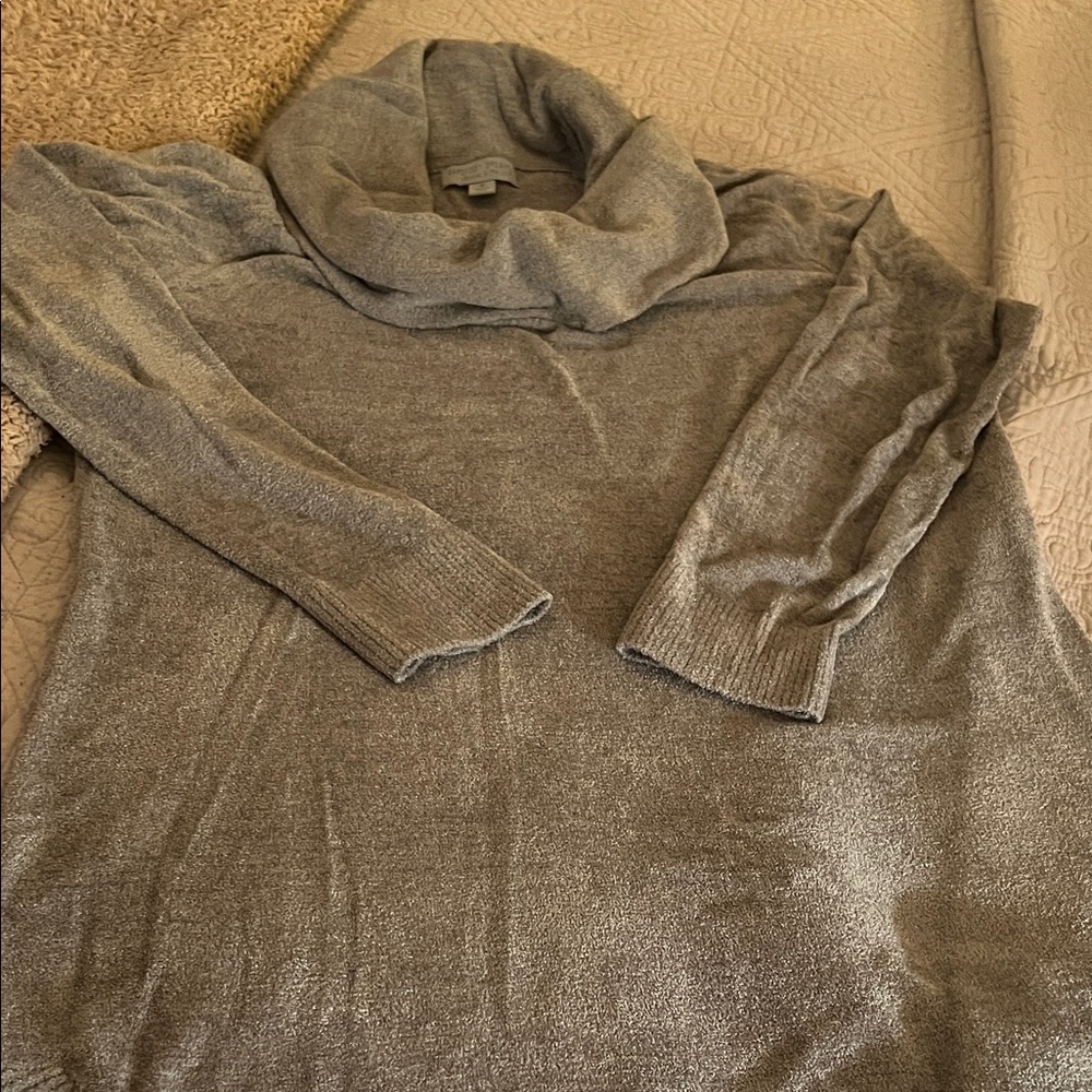 Barefoot dreams turtle neck sweater